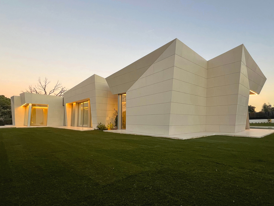 blutech-bianco