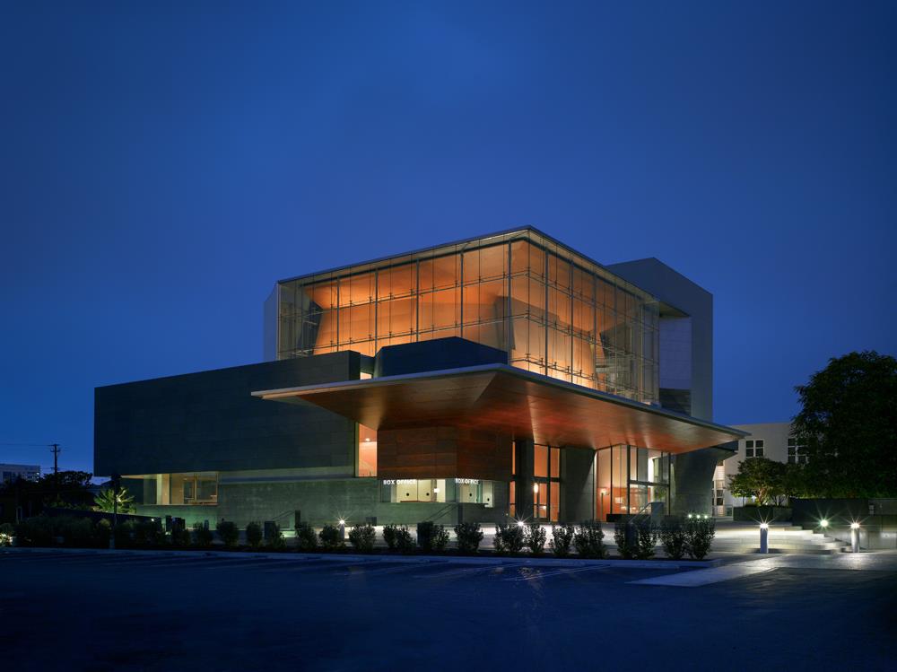 The Eli and Edythe Broad Stage: Foto 2